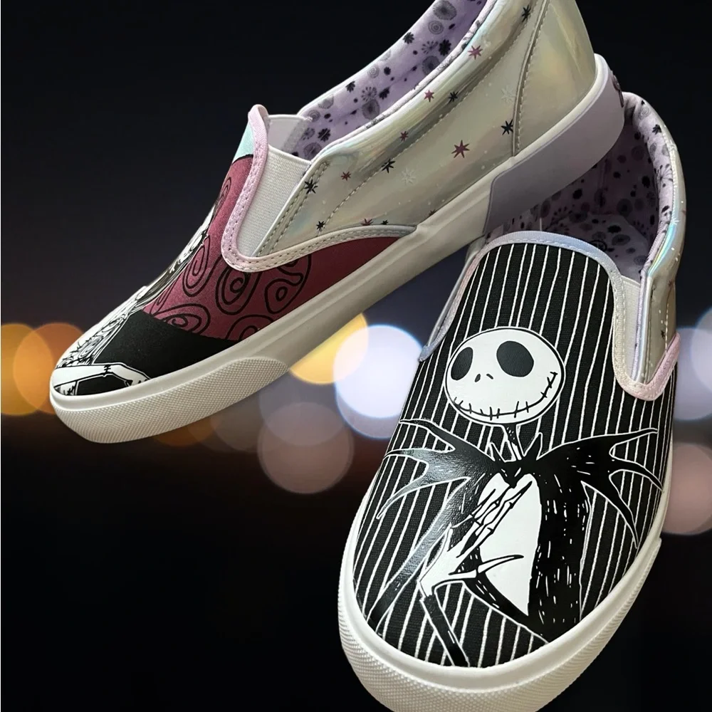 Women’s Disney Nightmare Before Christmas Low Top Slip-on Sneakers Size 9.5